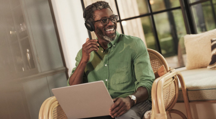 Nowa era słuchawek biurowych – Jabra Evolve3 85 i Evolve3 75 4