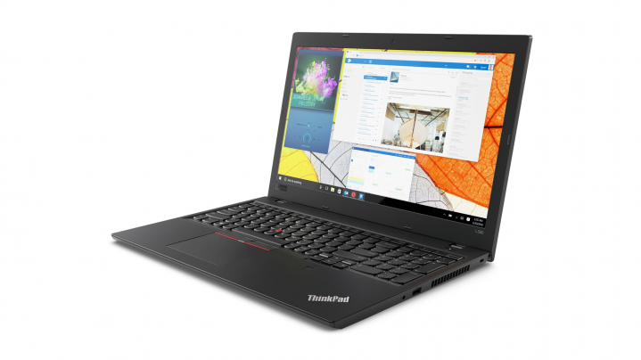 Laptop Lenovo ThinkPad L580 czarny - widok frontu prawej strony