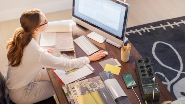 Zasilacz UPS APC be1050g2-gr 1050VA