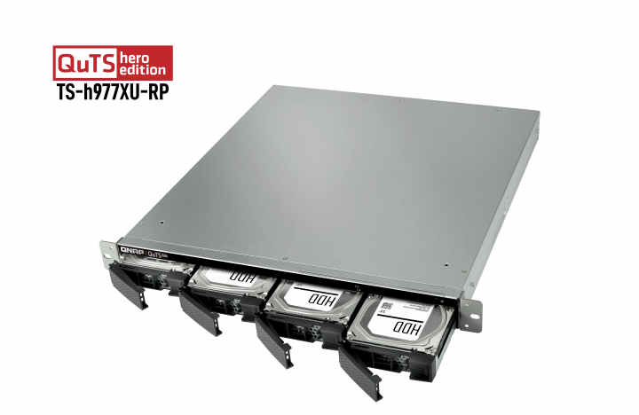Serwer NAS QNAP TS-h977XU-RP - widok frontu hotswap