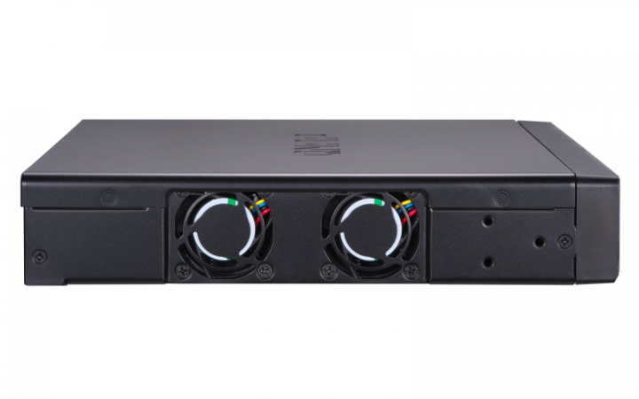 Switch QNAP QSW-804-4C - widok lewej strony