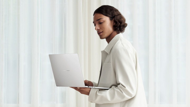 ASUS Zenbook S 16 UM5606GA 5