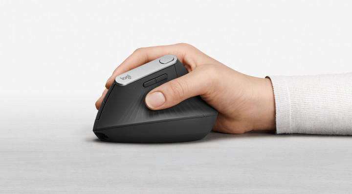 Logitech MX Vertical for Business ergonomiczna czarna 2