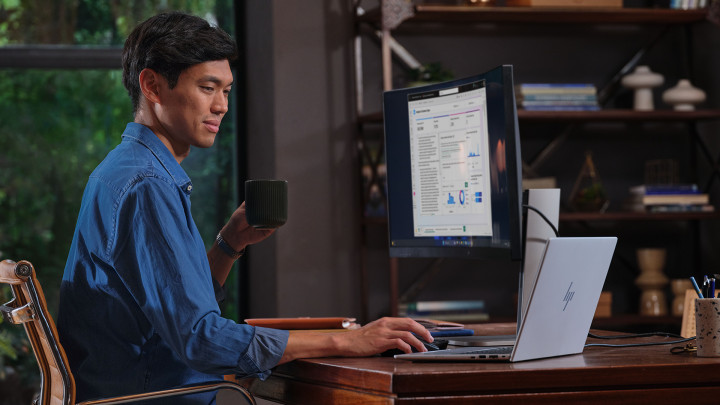 HP EliteBook 8 G1i 13 4