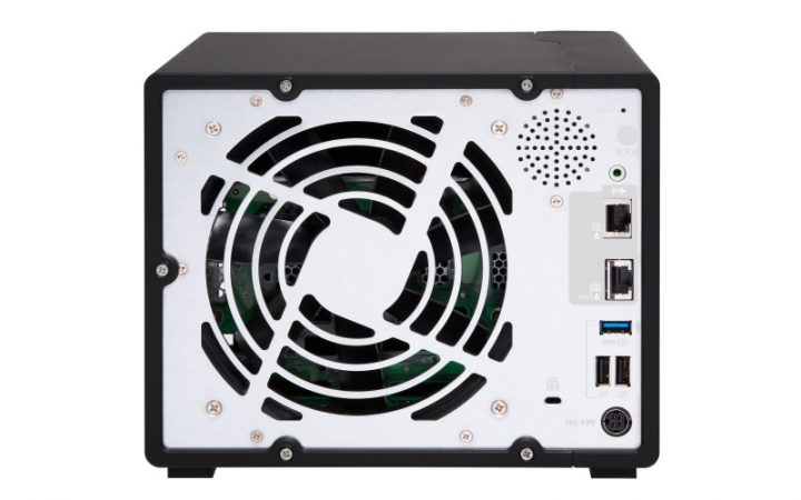 Serwer NAS QNAP TS-963X - widok tyłu