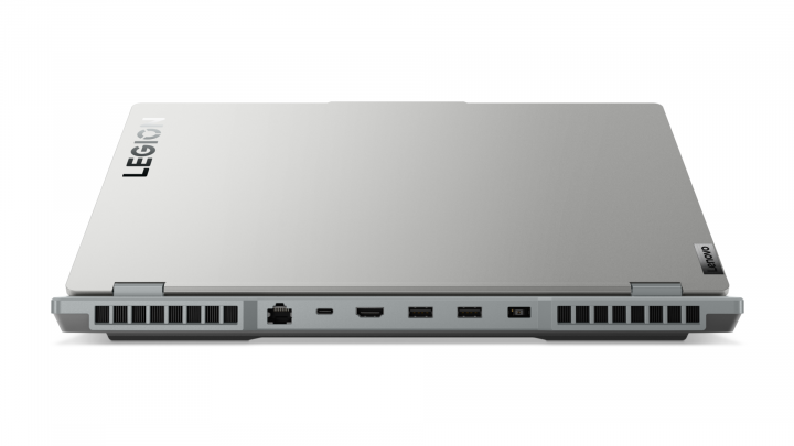 Legion 5 15IAH7H Cloud Grey - widok z tyłu