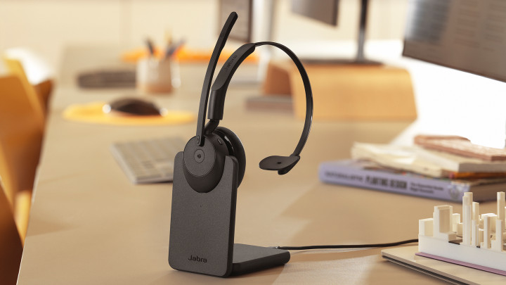 Słuchawki bezprzewodowe Jabra Evolve3 45 MS Mono Stand 4