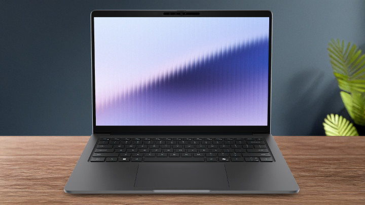 Laptop Dell Pro 7 14P714260