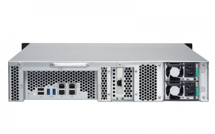 Serwer NAS QNAP TS-863XU-RP-4G - widok tyłu