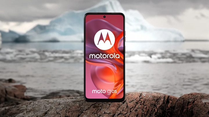Smartfon Motorola moto g05 PB6L0029RO czerwony