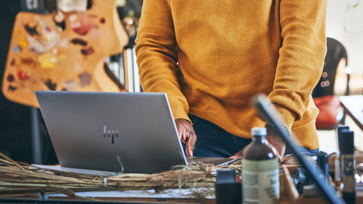 Mobilna stacja robocza HP ZBook Studio 16 G11 4