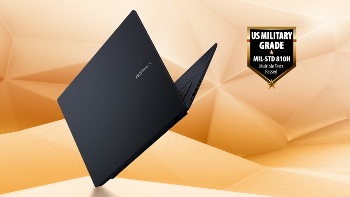 ASUS Vivobook 18 M1807GA 4