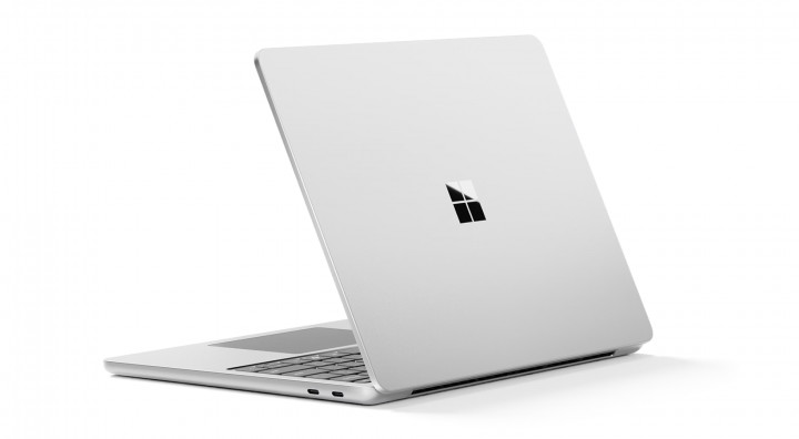 Microsoft Surface Laptop 13 5