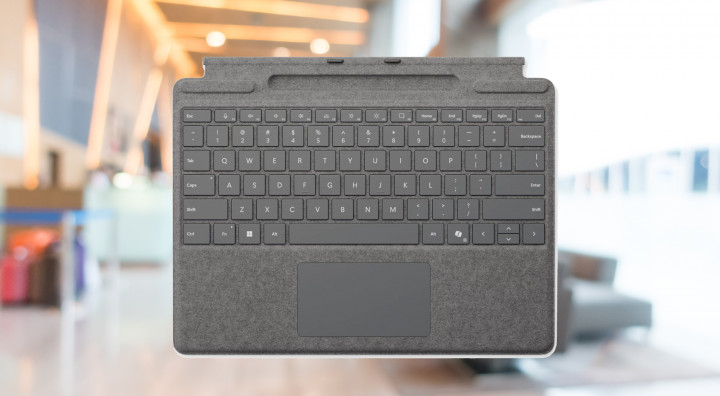 Etui z klawiaturą Microsoft Surface Pro Signature Type Cover z klawiszem Copilot 8XB-00207
