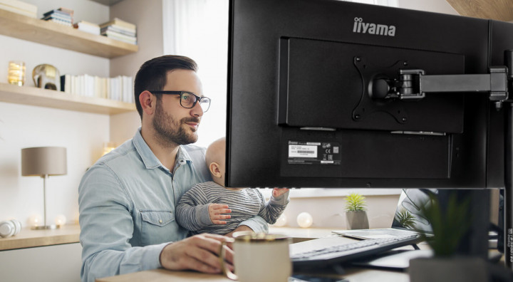 Monitory iiyama – który model wybrać do biura, pracy i domu?