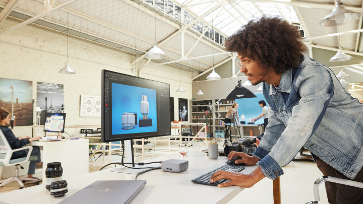 Monitor HP S7 Pro 8K135AA - Nowoczesna komunikacja i funkcje biznesowe 