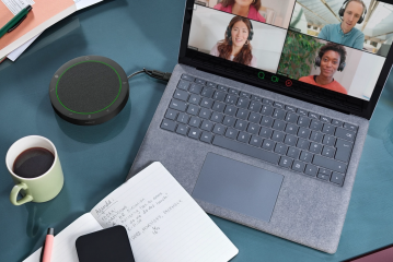 Praca hybrydowa 2.0 – co się zmienia i czego wymagają zespoły mini