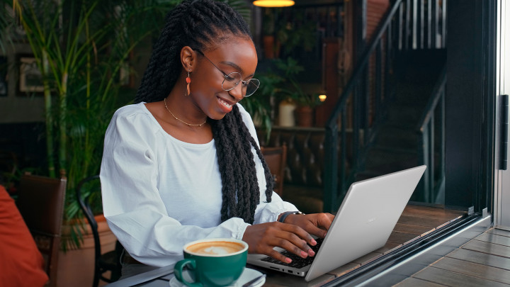 Dell Pro 14 Essential PV14250 Platinum 3