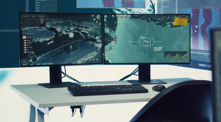 Monitor z USB-C, KVM i Daisy Chain 4